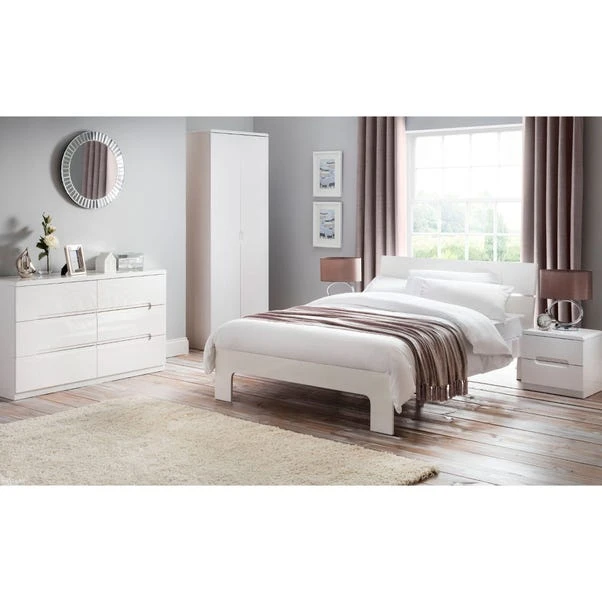 Julian Bowen Manhattan Slim 5 Drawer Chest, White 2 Julian Bowen Manhattan Slim 5 Drawer Chest, White - Image 2