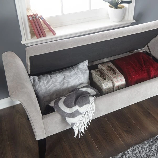 GFW Balmoral Silver Chenille Window Seat 5 GFW Balmoral Silver Chenille Window Seat - Image 5